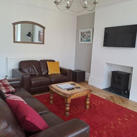 Spinnaker - Self Catering Apartment, Tenby Exterior foto